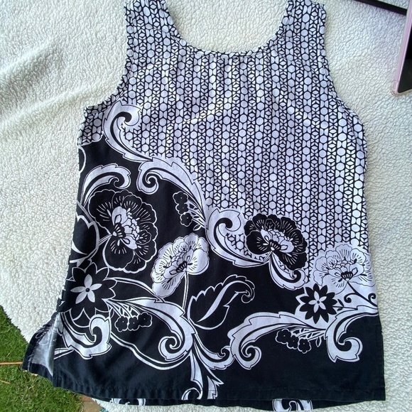 6 for$20♥️Aimee D petites. beautiful tank blouse in size petite - Picture 1 of 5